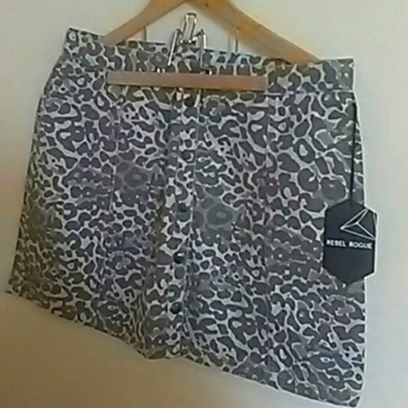 New Rebel Rogue Leopard London A-Line 100 Percent Cotton Button Up Mini Skirt XL - Picture 7 of 14
